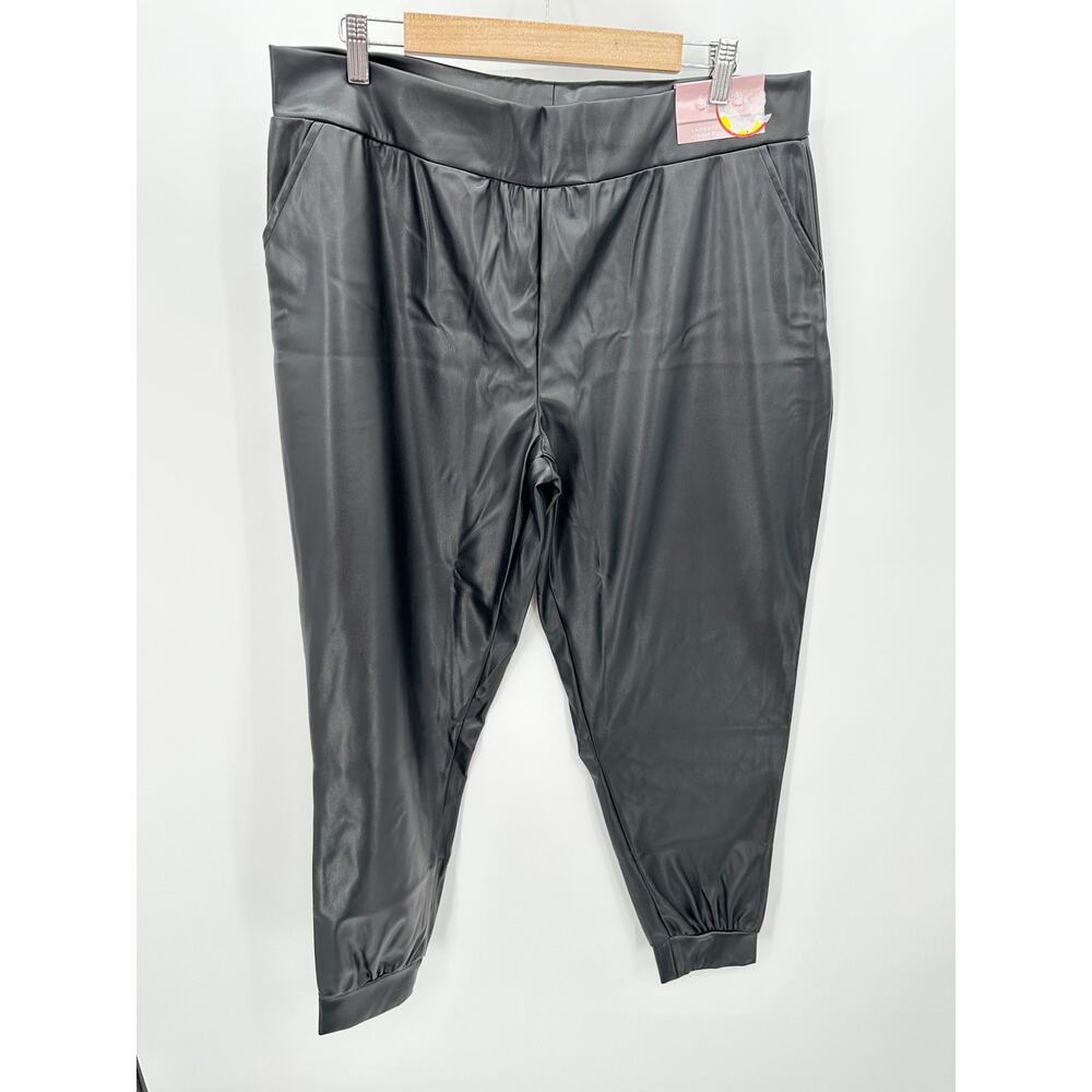 Sierra Pants Women XL NWT Black Faux Leather Pull On Joggers PU‎ Coated